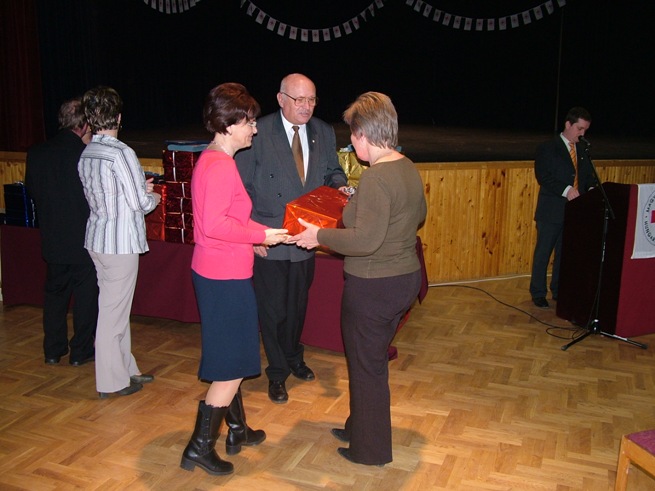 Ajándékozás