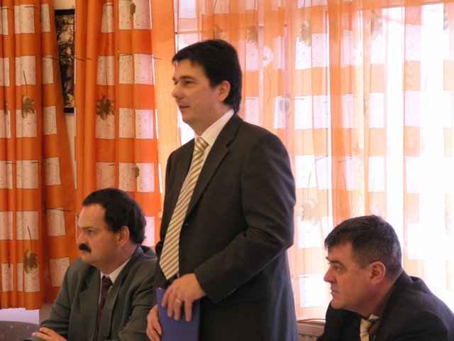 kep_1_821_20090127210948_475.jpg kep_1_821_20090127210948_475.jpg