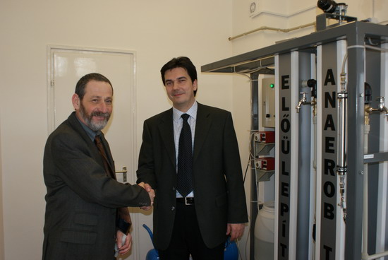 A bemutatón készült fotó modell_5_23_20090228143610_905.jpg