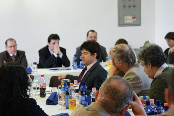 i_t_ules20090326_12_182_20090331162508_745.jpg
