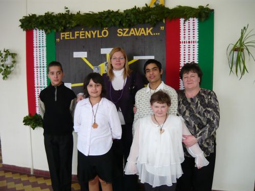 A díjazottak „Felfénylő szavak” területi szavalóverseny