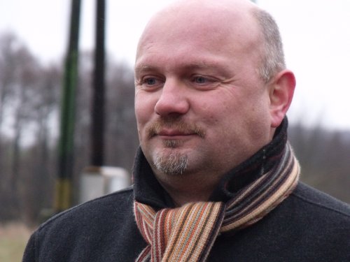 Móring: Próbáljanak meg igazat mondani