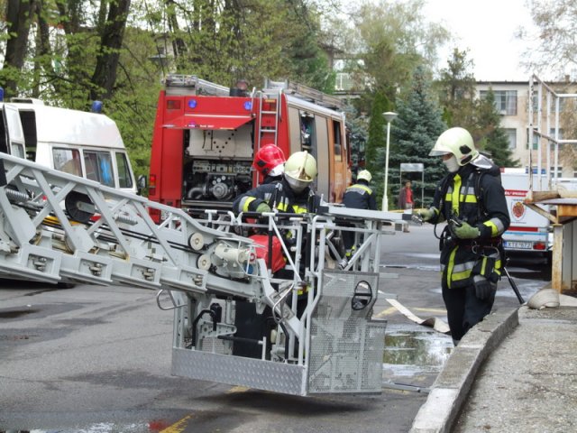 Mentési gyakorlat a kórházban