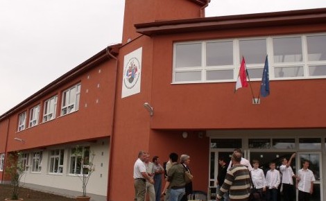 Milliárdos álomból modern iskola