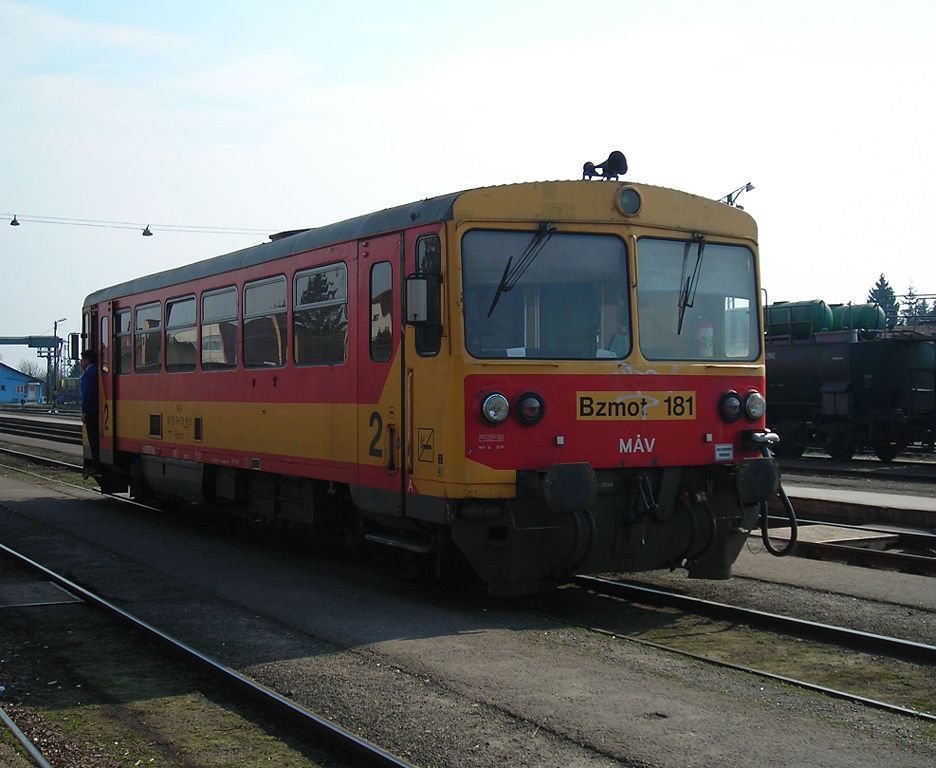 Vonat helyett buszok a Dunántúlon