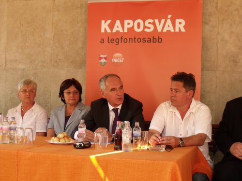 Ismerős arcok a jelöltek között