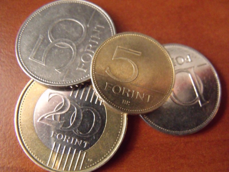 Kitépte a trafót, elvitte a rezet