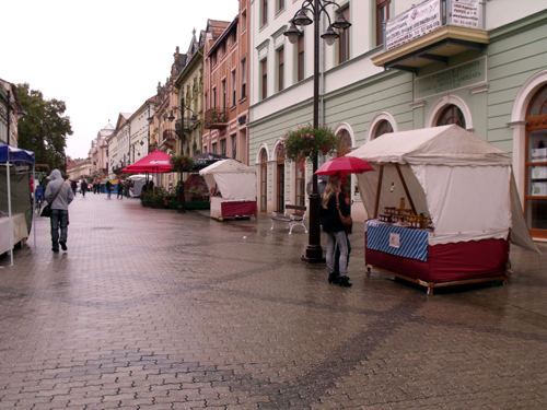 Mézünnep a kaposvári főutcán
