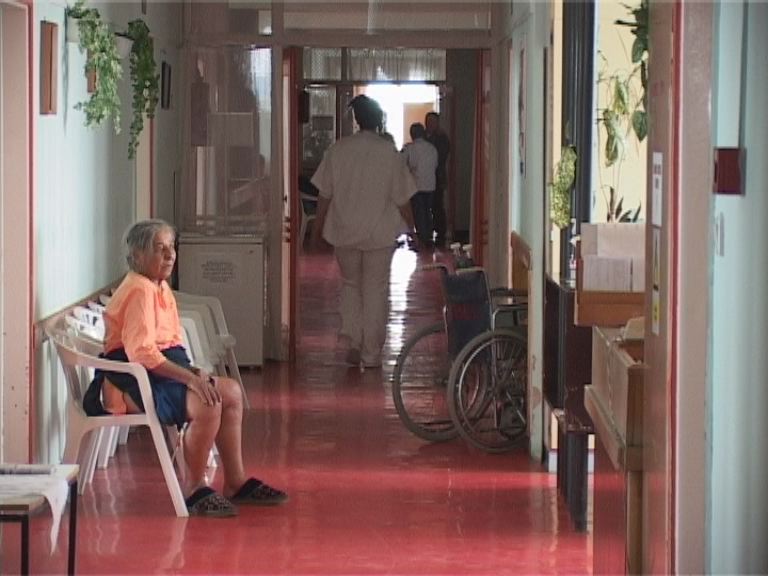 Folytatódik a kórházkeringő