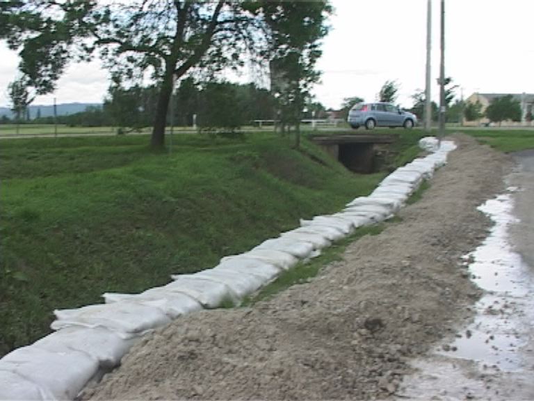 Komoly gondot okozhat a balatoni jég
