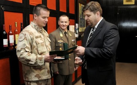 Somogyi hős a Megyeházán