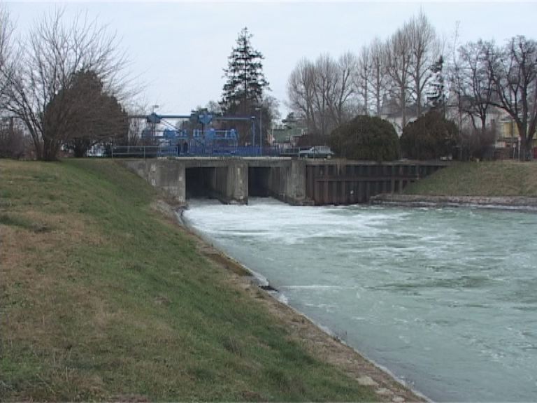Mától tilos a Balaton jegére menni