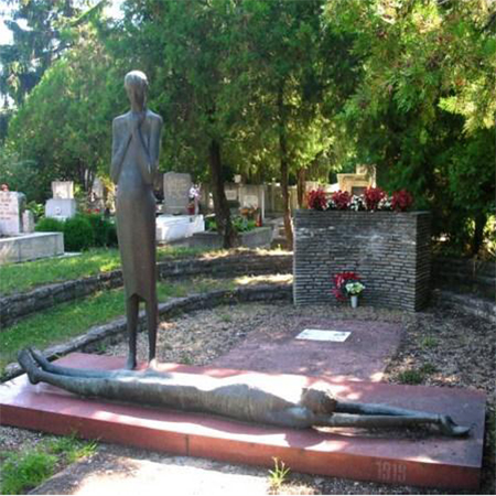 Nyomravezetői díjat ajánlott a rendőrség is