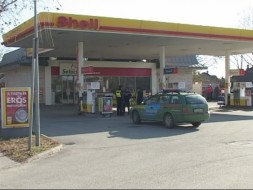 Eltolta a bringát a benzinkútrabló