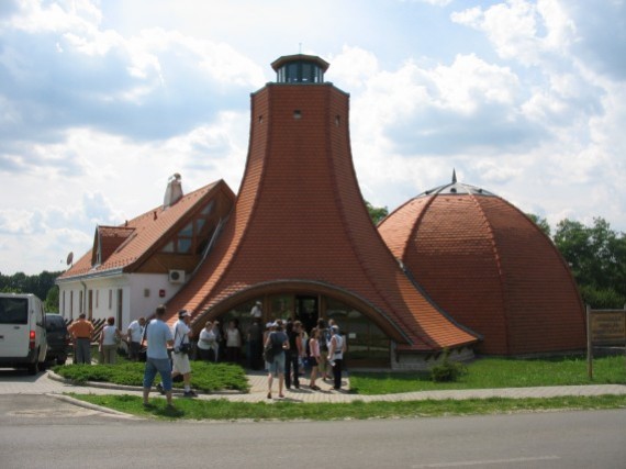 Törvény védi majd a magyar földet