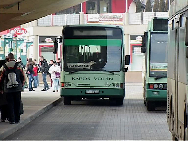Ismét ünnepi lesz a buszmenetrend
