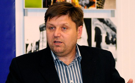 Köszönet és kitüntetés az elnöknek