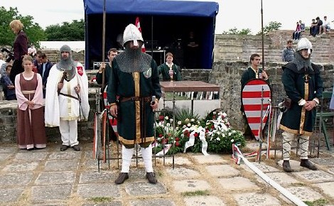 Somogyvár fejet hajtott a Lovagkirály előtt