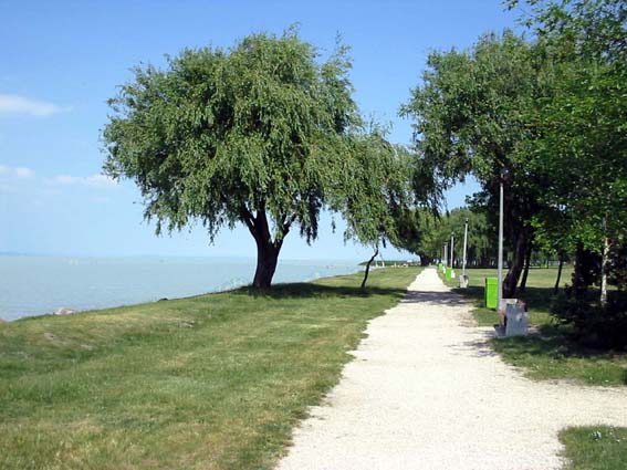 Kiváló vízminőség a balatoni strandokon