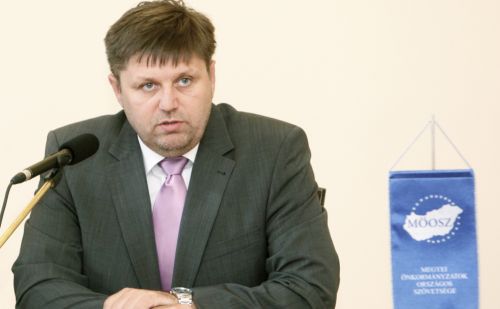 Gelencsér: Minden a helyére kerül -  új korszak a megyék életében