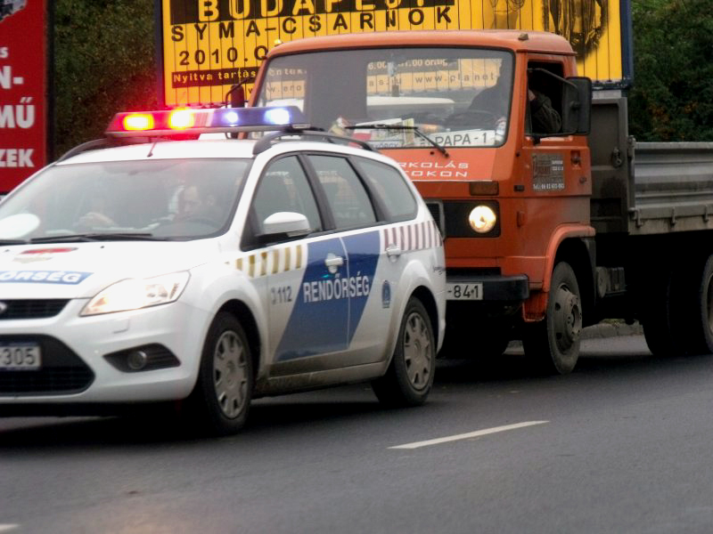 Figyeljünk a kétkeréken közlekedőkre!