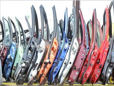 Kikerülnek a bontók fémtörvényből