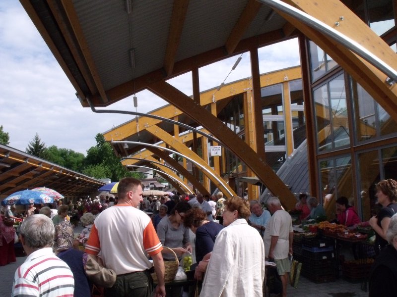 Olcsóbb parkolás a kaposvári nagypiacon