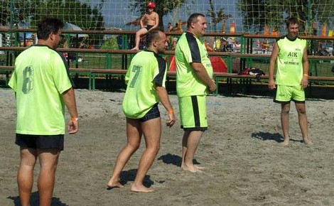 Parázs csaták a lellei strandon