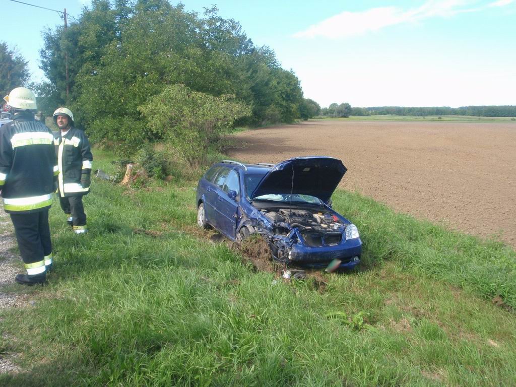 Trabant és Chevrolet ütközött