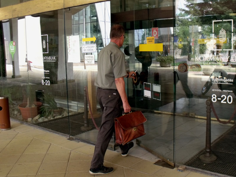 Jakó: Távozzon Gyenesei a közgyűlésből!