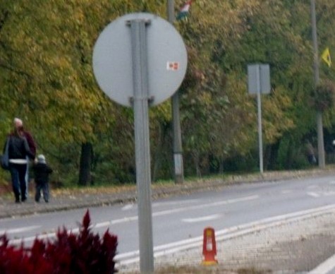 Akció a látható közlekedési táblákért 