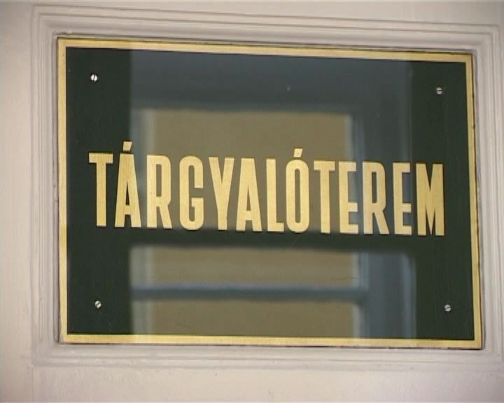 Börtön a balatoni nyaralók fosztogatóinak