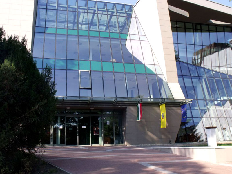 Tízezer látogatónál tart a Rippl-Rónai tárlat