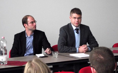 A fiatalok érdekeit szolgálják az átalakítások