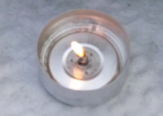 Nyugodt megemlékezés és rablási kísérlet