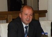 A kormány munkájáról számolt be Simicskó