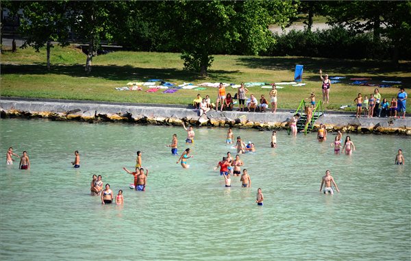 Hetvenötezren üdülhetnek szociálisan