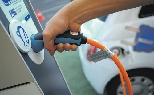 Elektromos töltőállomások épülnek Kaposváron