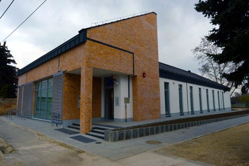 Tab: munkaerő-piaci pontot avattak