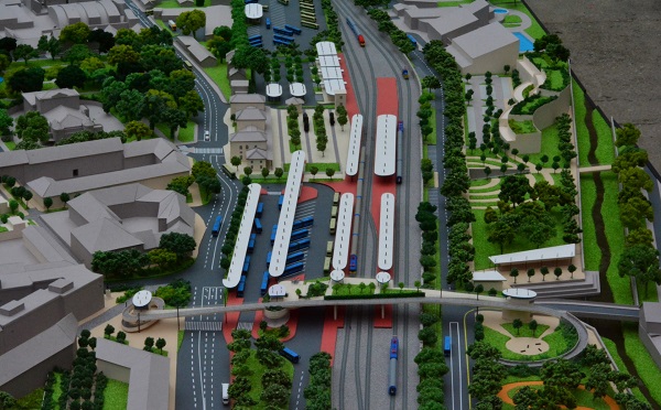 A kormány támogatja a kaposvári közösségi közlekedési központ kialakítását