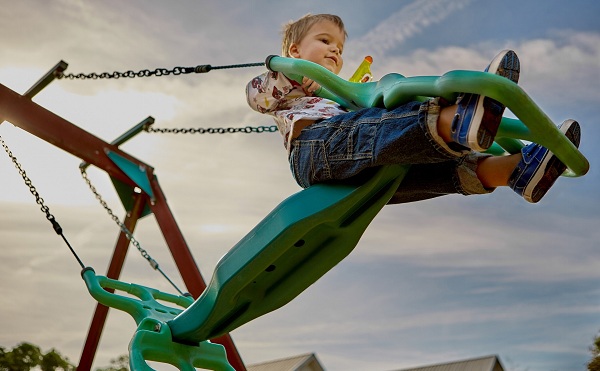 Megújulnak a kaposvári játszóterek
