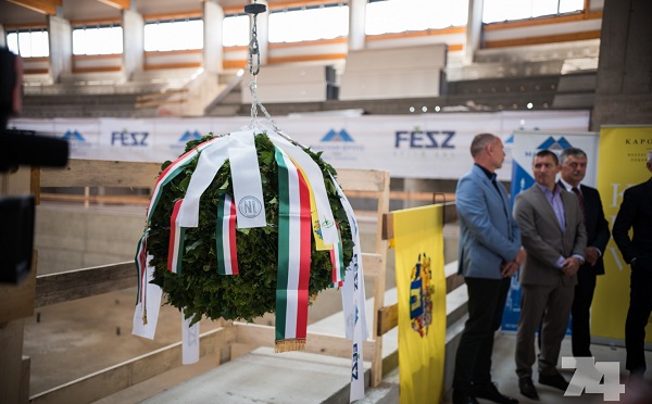 Elérte a legmagasabb pontját az épülő versenyuszoda 