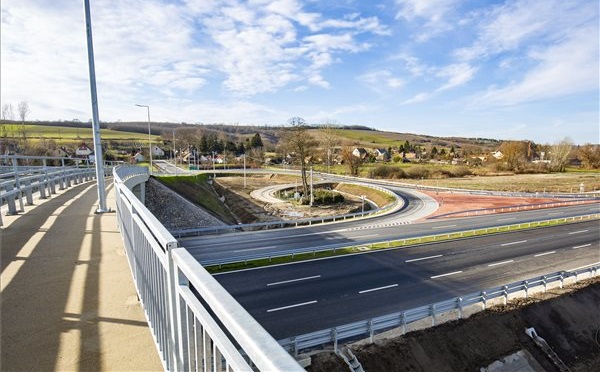 Elkészült a 67-es főút Kaposfüred és Látrány közötti szakasza