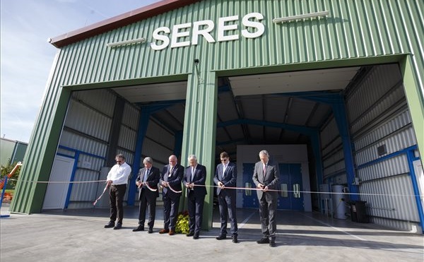 Átadták a Seres Kft. felületkezelő üzemét Barcson