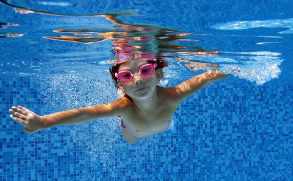 Már nyolc éve támogatja Kaposvár a gyerekek úszását