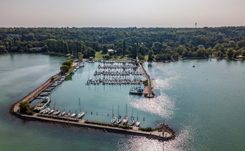 Fejlesztik a balatonvilágosi kikötőt