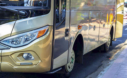 Egy hónapra elektromos buszok érkeznek Kaposvárra