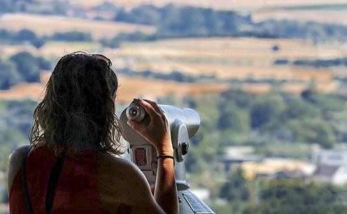 Új kilátót építettek a Balatonlellei Kishegyre