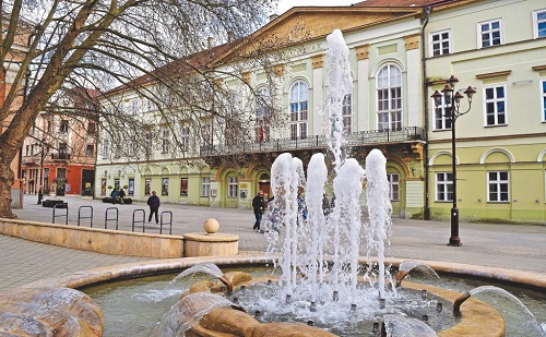 Korszerűsítik a vármegyeházát Kaposváron   