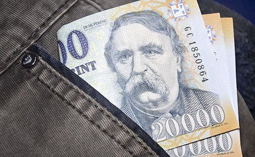 Állami támogatással dolgozhatnak a diákok Kaposváron 